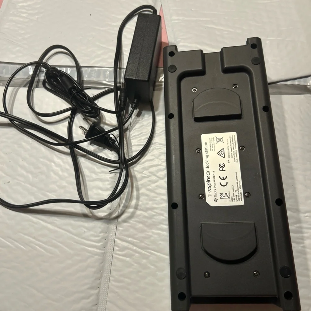 Texas Instruments TI Nspire CX II CAS Graphing Calculator Docking Station W Cabl